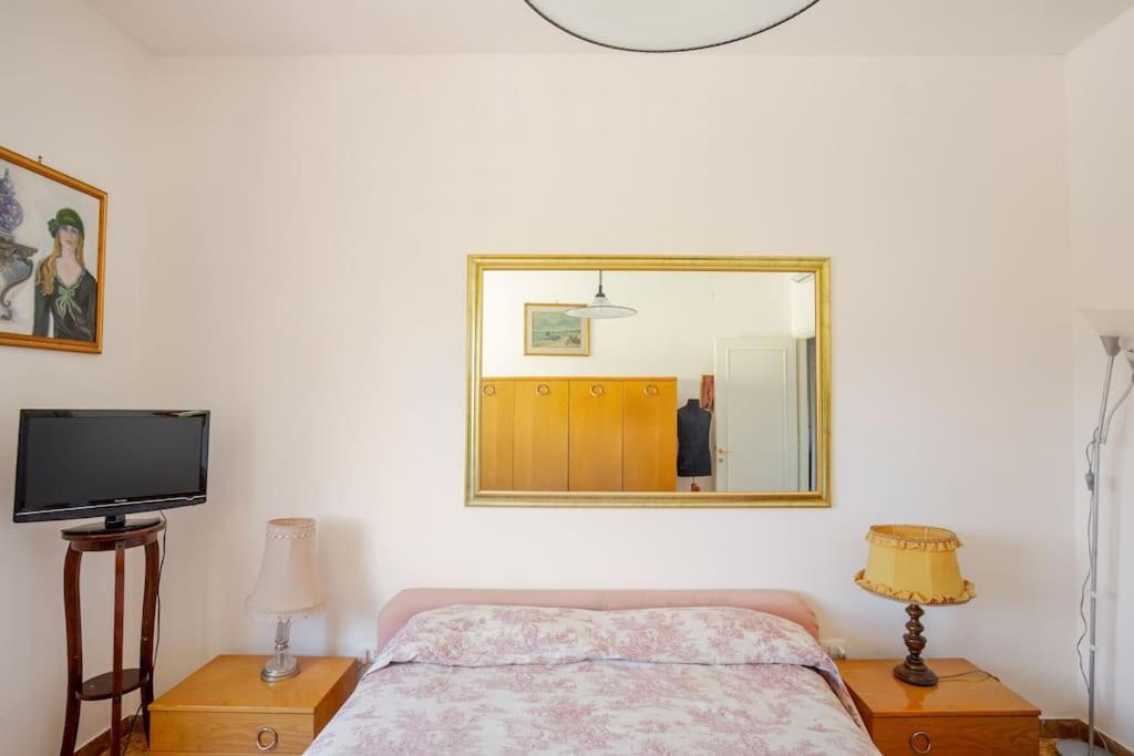 Casa Al Mare - Lido Apartment Terracina Bagian luar foto