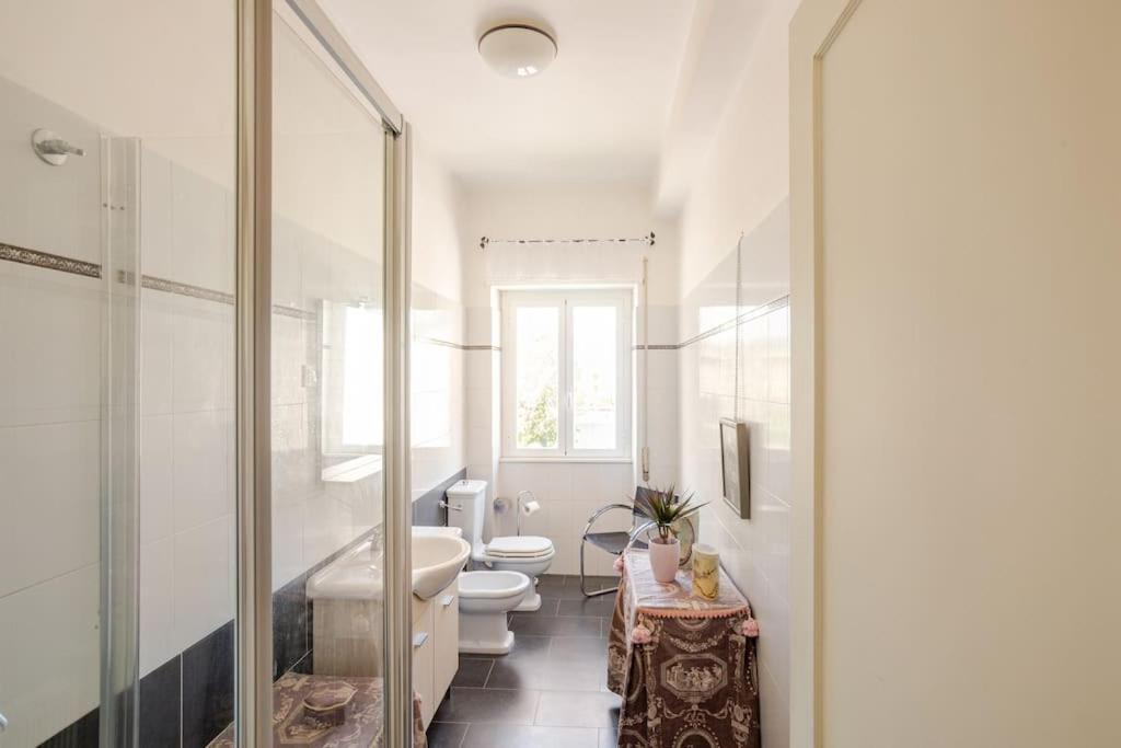 Casa Al Mare - Lido Apartment Terracina Bagian luar foto